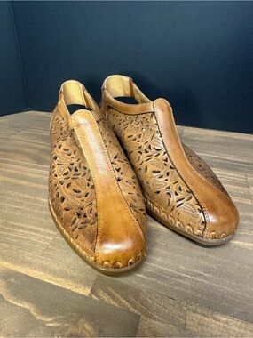 PIKOLINOS Tan Laser-Cut Leather Wedge Shoes